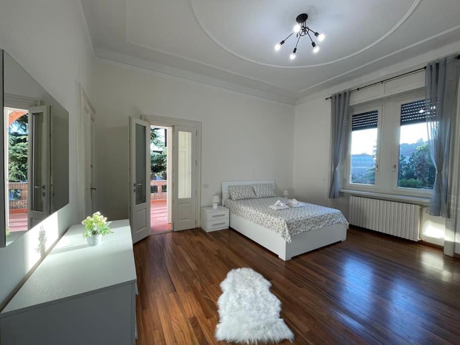 Bg Central President Suite Con Parcheggio - Vista Citta Alta Bergamo Exterior photo