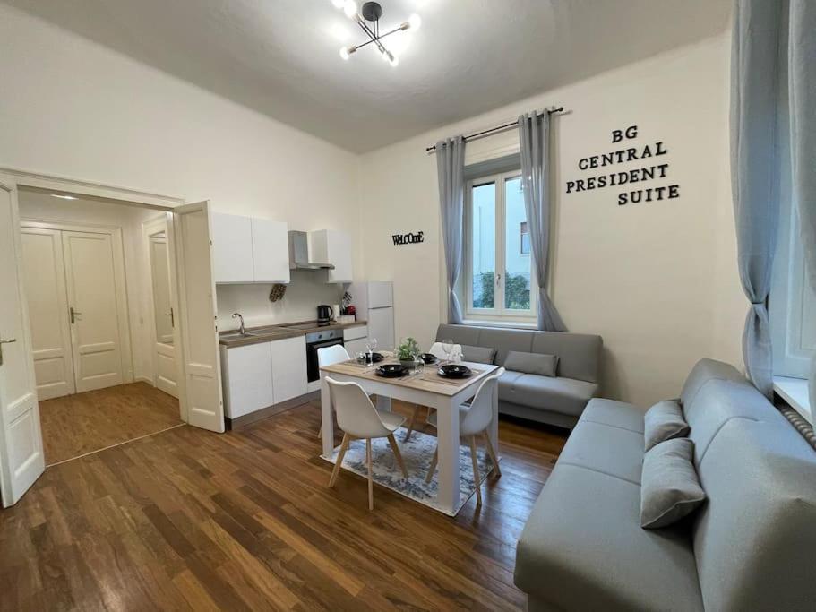 Bg Central President Suite Con Parcheggio - Vista Citta Alta Bergamo Exterior photo